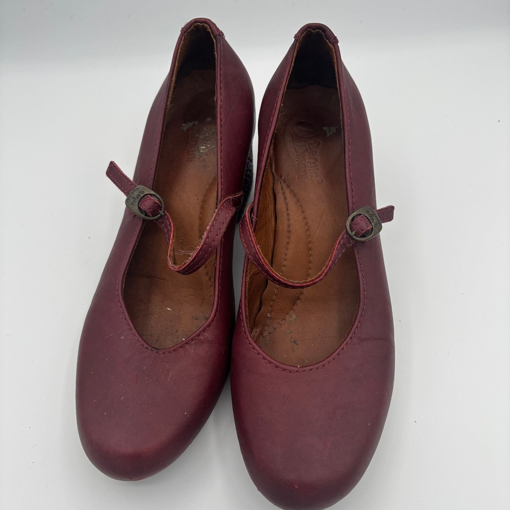 Sergio Tomani Mary Jane Heels Women Sz 38 Burgundy Floral Embossed Block Heel - Picture 3 of 11